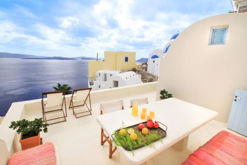Dionyssos Cave House Villa เอีย ภายนอก รูปภาพ