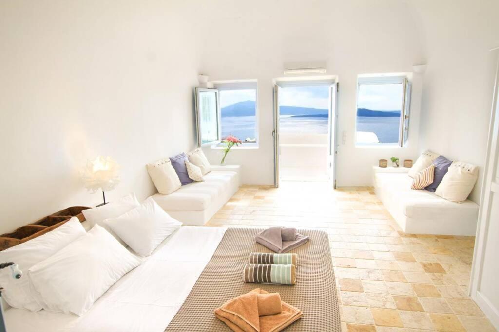 Dionyssos Cave House Villa เอีย ภายนอก รูปภาพ